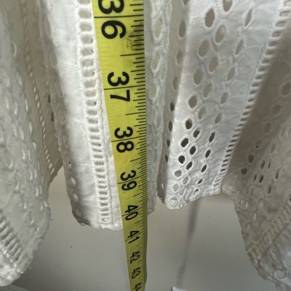 CROSBY by MOLLIE BURCH Joe Joe White Eyelet flutter Sleeve Dress Sz L Tiered - Picture 15 of 16